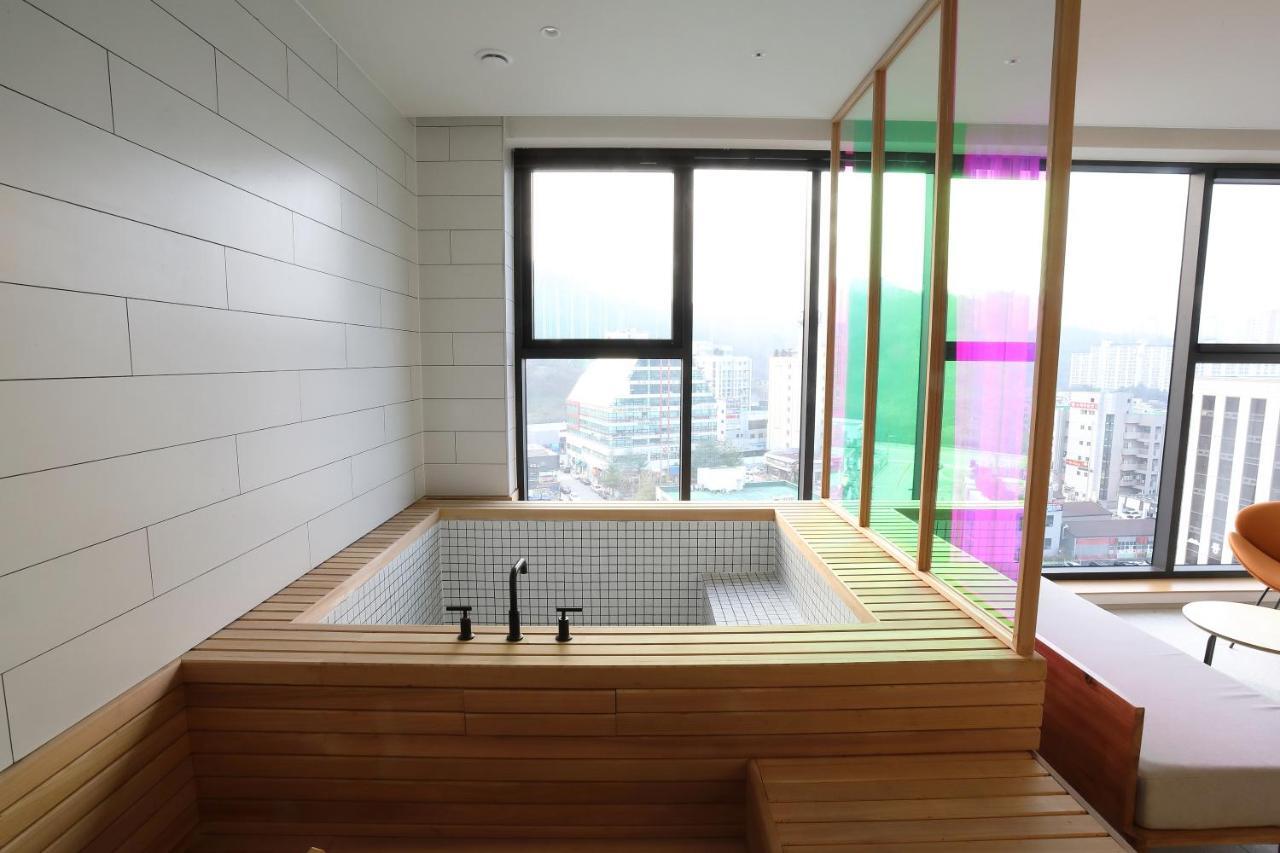 Orchid Hotel Wonju Eksteriør billede